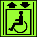 Grünes Aufzug-Symbol als Markierung für barrierefreien Aufzug