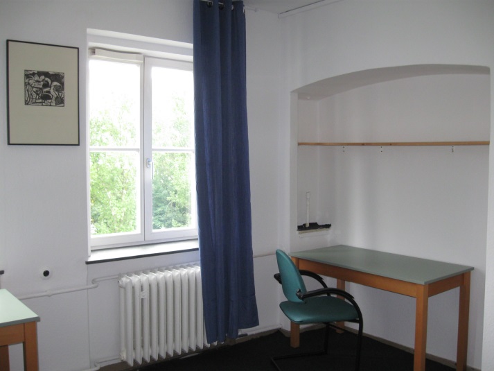 Rooms at the dorm Fritz-Löffler-Str. 16