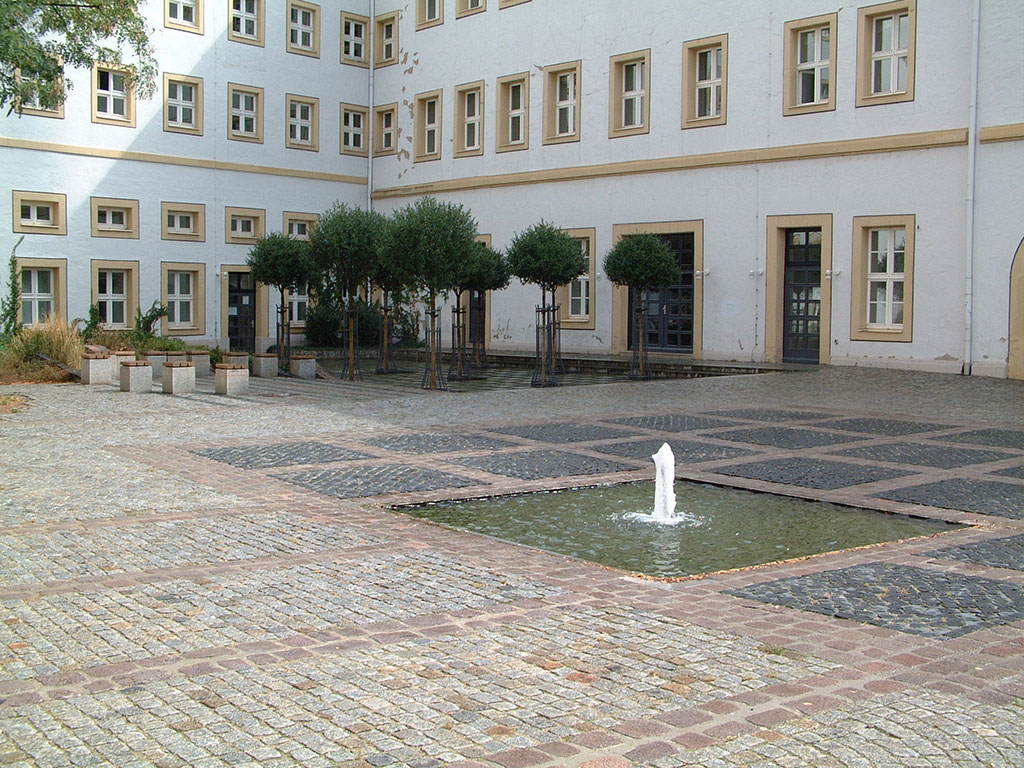 Foto vom Innenhof des Wohnheims Vogtshof in Görlitz